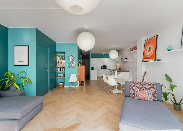 Rotterdam's Coolest רוטרדם